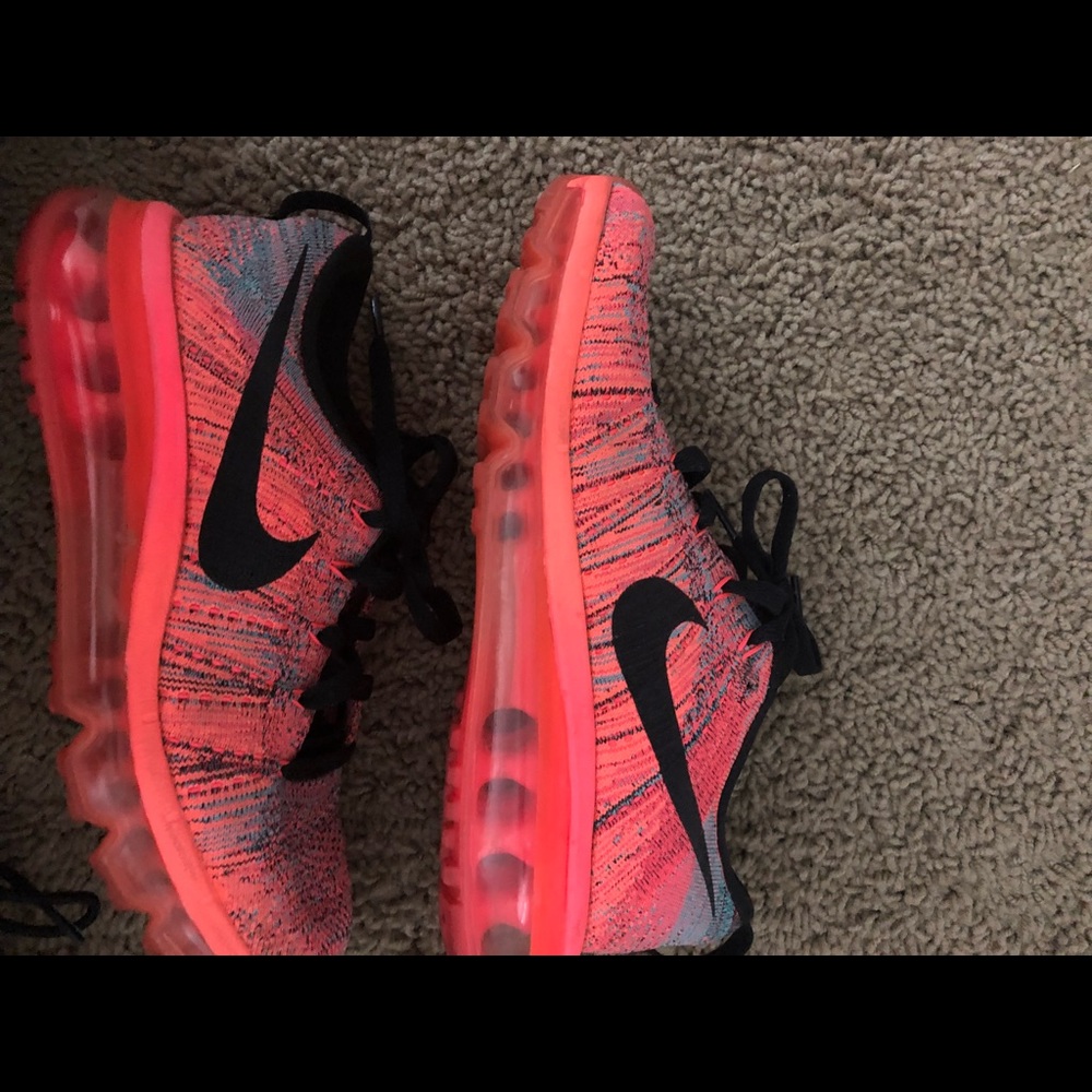 NIKE flynit max - Picture 3 of 7